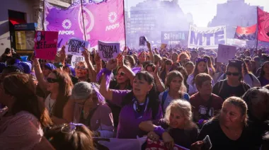 Multitudinarias movilizaciones en todo el país por el 8M