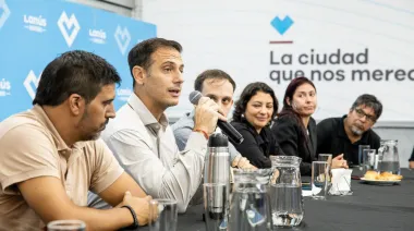 Julián Álvarez lanzó el registro municipal de cultos de Lanús
