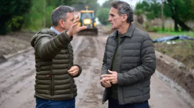 En Roque Pérez, Katopodis recorrió obras en la cuenca del río Salado