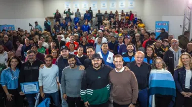 Julián Álvarez lanzó la Edición 2026 del programa municipal "Clubes en Marcha"