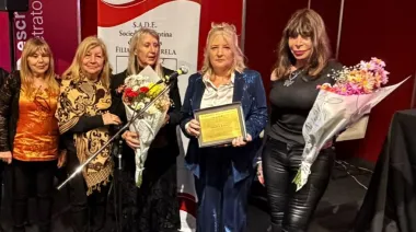 Sandra Torres fue distinguida en la Feria Internacional del Libro de Buenos Aires