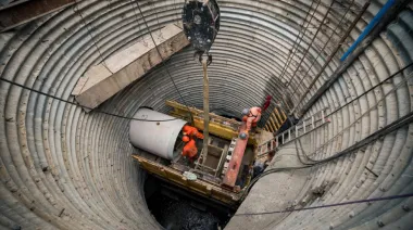 Avanzan las obras de los aliviadores en el arroyo Medrano que beneficiarán a más de 50 mil vecinos