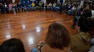 El PJ Nacional, partidos aliados y organizaciones sociales convocan a un masivo "Banderazo" por Cristina Libre en Parque Lezama