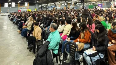 Berazategui reunió a 1300 docentes en un multitudinario congreso educativo