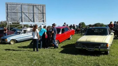 Llega una nueva edición del Encuentro Multimarca con autos clásicos, motos y vehículos personalizados