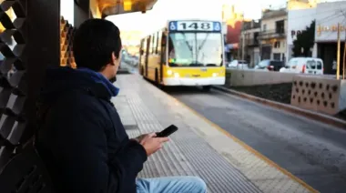 La Línea 148 cambió de empresa y busca normalizar el servicio en el sur del Conurbano