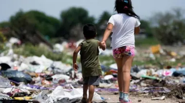 Pobreza infantil: casi 4 de cada 10 chicos no puede acceder a ropa o calzado por falta de dinero