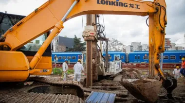 Construyen un nuevo paso bajo nivel entre Sáenz Peña y Villa Raffo