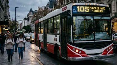 Derrumbe del transporte en el AMBA: se perdieron más de 1,6 millones de viajes diarios y la demanda cayó hasta un 31%
