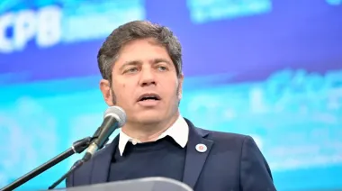 Kicillof busca ordenar al peronismo bonaerense mientras empieza a mirar hacia 2027