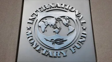 El FMI recortó su previsión de crecimiento para la Argentina y elevó la proyección de inflación