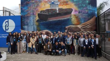 Dock Sud, punto de encuentro de experiencias logísticas de todo el país