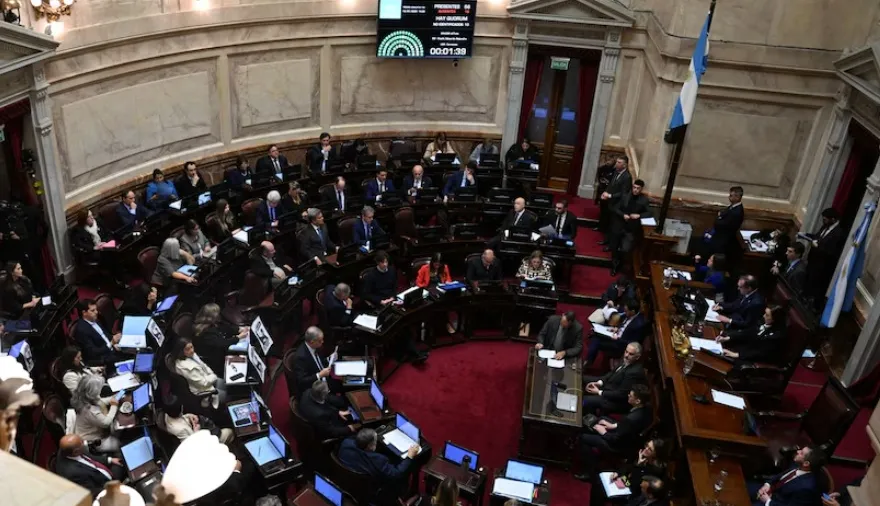 Aumento de jubilaciones: la ley fue aprobada, pero enfrenta el rechazo del Gobierno