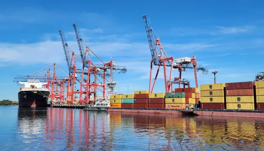 El Puerto Dock Sud incrementó su actividad y superó las 11,5 millones de toneladas en 2025