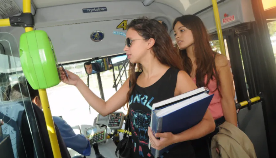 La Provincia habilitó la inscripción al boleto estudiantil: quiénes pueden acceder y cómo tramitarlo