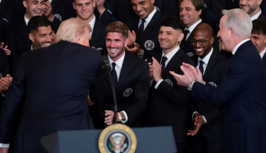 El curioso piropo de Donald Trump a Rodrigo De Paul durante la visita del Inter Miami a la Casa Blanca