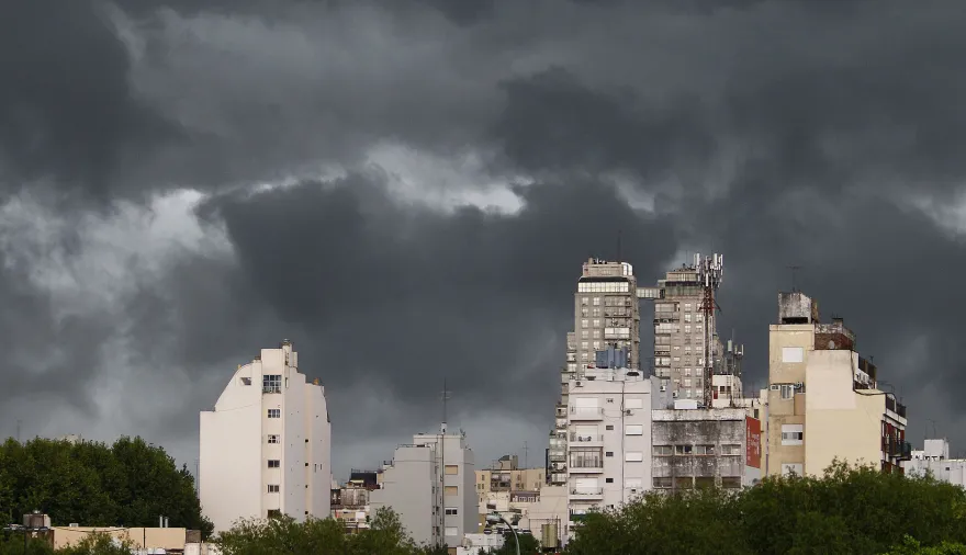 Semana inestable en el AMBA: lluvias hasta el martes y mejora desde mitad de semana
