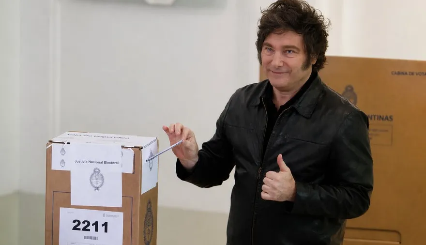 Milei avanza con su reforma electoral: menos financiamiento estatal y fin de las PASO