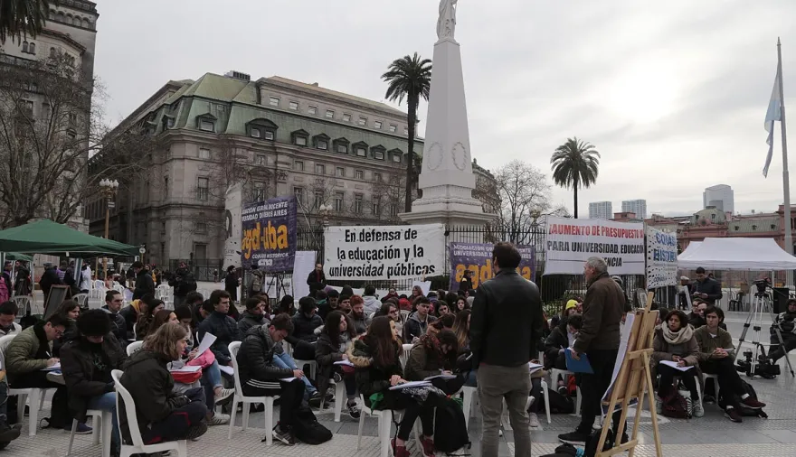 Paro docente en universidades: se profundiza la tensión y peligra la continuidad de clases