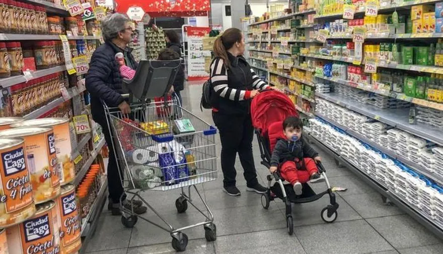 Una familia necesitó más de $1,56 millones para no ser pobre en julio