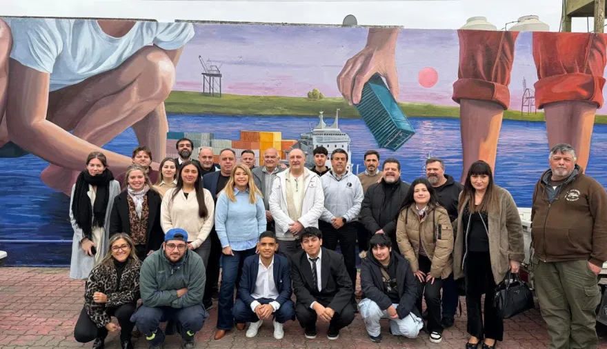 Estudiantes de escuelas técnicas de Avellaneda comenzaron sus prácticas en el Puerto Dock Sud