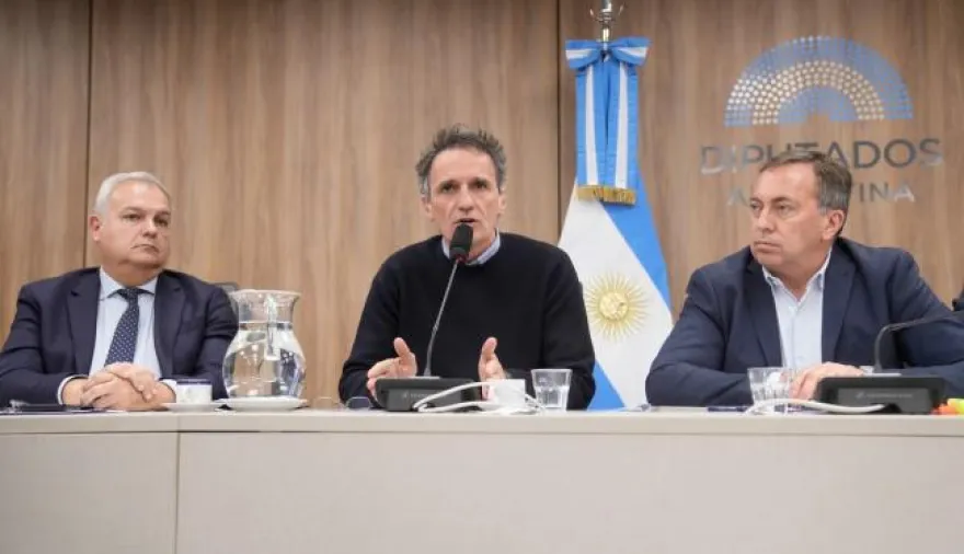 Katopodis denunció el abandono de las rutas nacionales