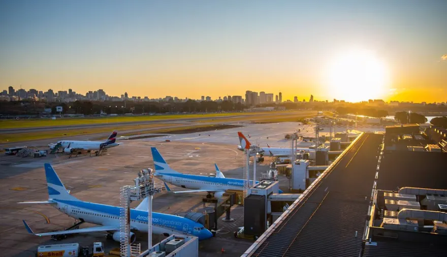 Aeroparque cerrará tres días por obras y todos los vuelos serán trasladados a Ezeiza