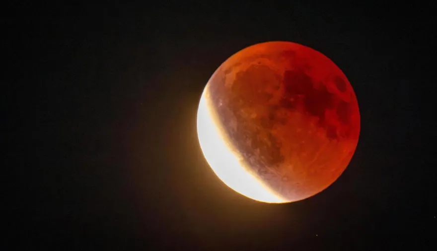 La Luna se teñirá de rojo y podrá verse desde Argentina