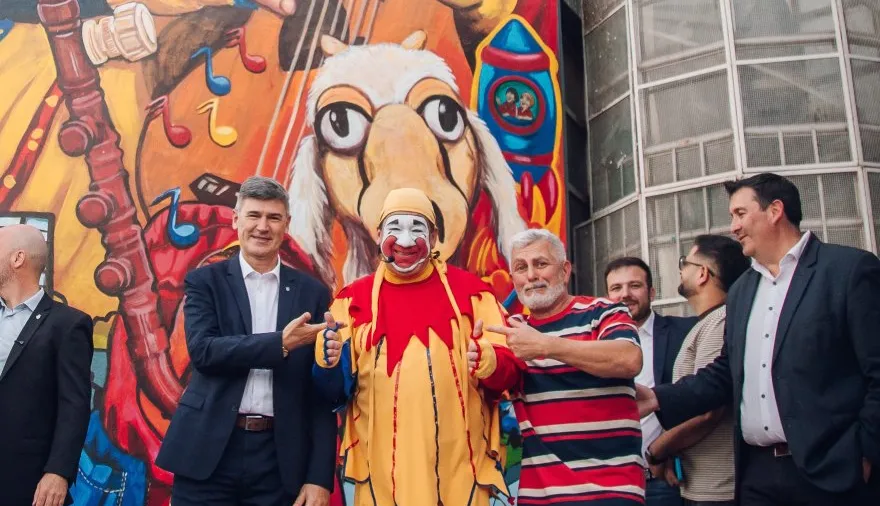 Un mural para Piñón Fijo: Córdoba homenajea a uno de sus artistas más queridos