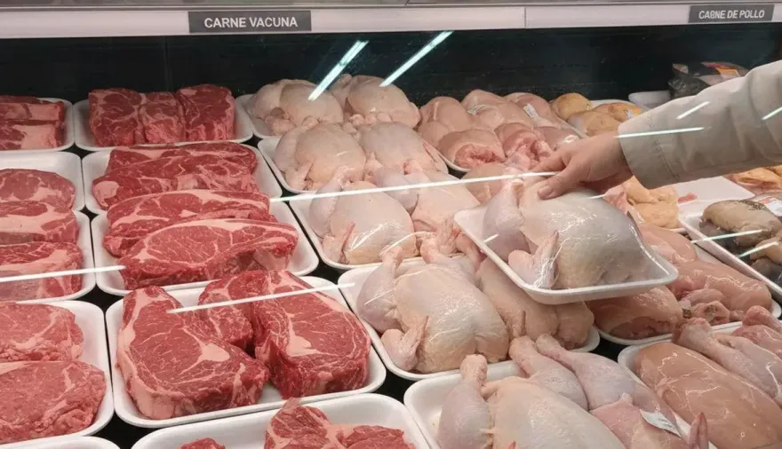 Por primera vez, los argentinos consumen más pollo que carne vacuna
