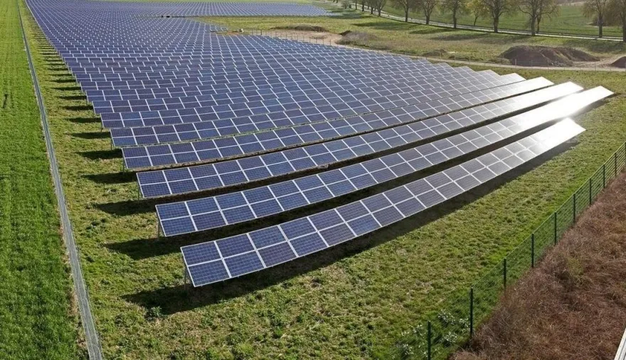 Ramallo proyecta un parque solar de 212 MW que se conectará al sistema eléctrico nacional
