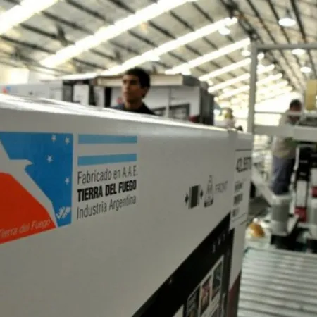 Tierra del Fuego va al paro en defensa de la industria local