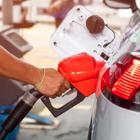 Guía de ahorro en nafta y gasoil: todos los descuentos disponibles en junio de 2025