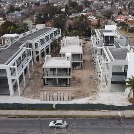 Bella Vista Plaza: un nuevo punto de encuentro urbano  que transforma el paisaje local