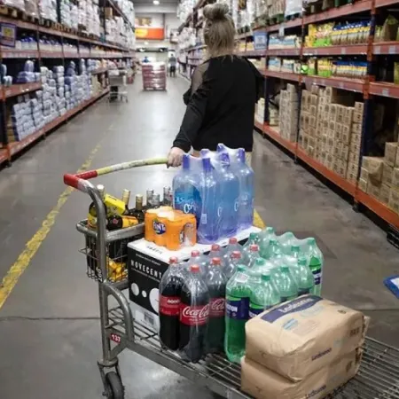 Consumo: siguen cayendo las ventas en los autoservicios mayoristas