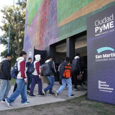 San Martín abrió la segunda edición de la Expo Ciudad PyME con más de 150 empresas locales