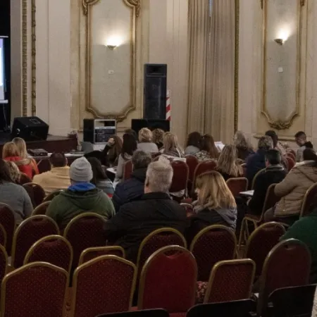 Se pone en marcha la formación presencial para autoridades de mesa en la Provincia