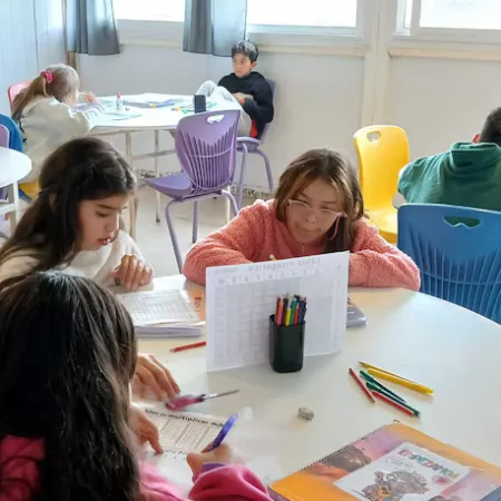 De Maquinista Savio al nivel más alto: alumnos hijos de cartoneros superaron a estudiantes de escuelas privadas bilingües