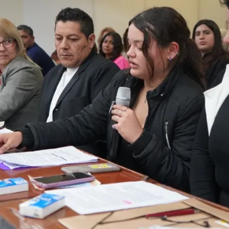 Parlamento Bonaerense en Merlo: estudiantes debatieron sobre ciudadanía y futuro