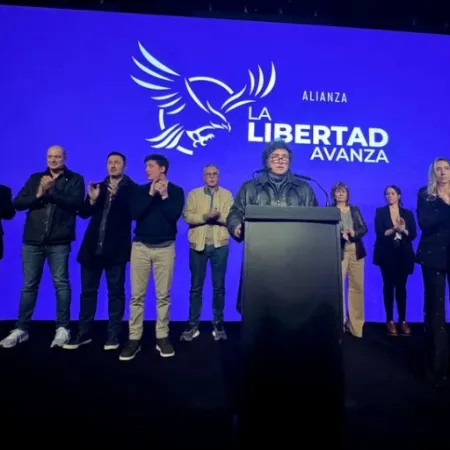 Elecciones en la Provincia: Milei admitió la derrota y ratificó su plan económico