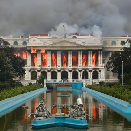 Nepal: muere la esposa de un exprimer ministro y un alto funcionario es atacado en medio de las protestas