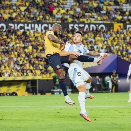 Argentina cerró las Eliminatorias con una derrota en Ecuador