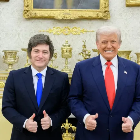 Trump condicionó su apoyo a Milei y agitó el escenario electoral argentino
