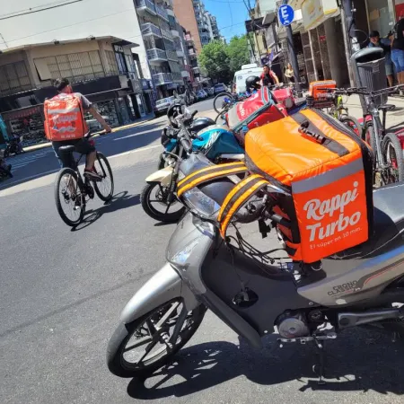 Un informe de la UBA advierte que el 72% de los trabajadores gana menos que la Canasta Básica Total