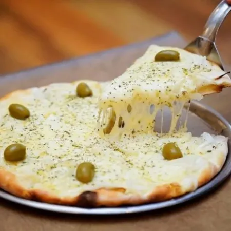 Tres de Febrero lanza “Pizza de Barrio”: una noche con menús especiales y descuentos en pizzerías del distrito