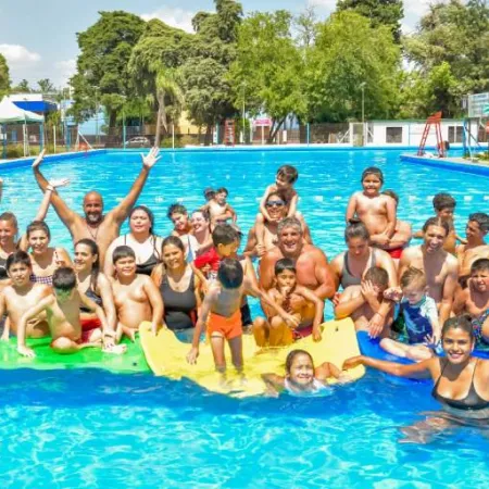 Más de 1900 personas disfrutaron de las colonias de verano
