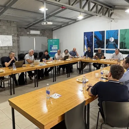 Trabajo conjunto en Puerto Dock Sud para continuar avanzando en el análisis del tráfico portuario