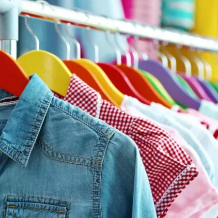 Un informe ubica a la Argentina con la ropa más cara de América Latina