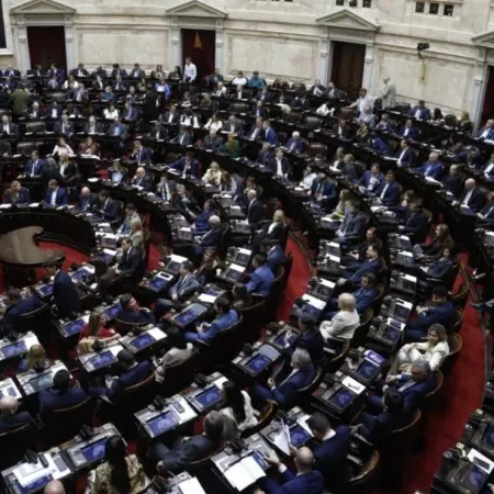 El oficialismo logró aprobar la Ley de Glaciares en Diputados