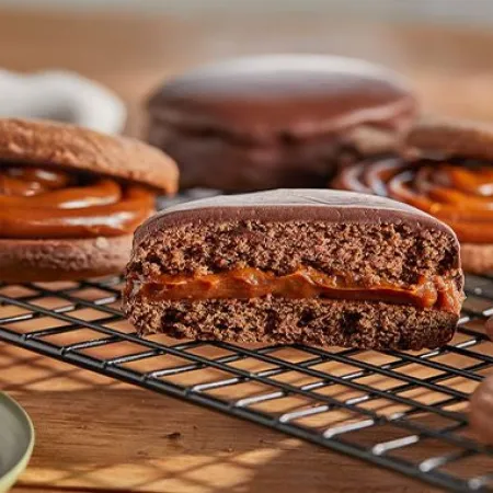 Escobar recibe el Salón del Alfajor con más de 100 productores y una pieza gigante para degustar